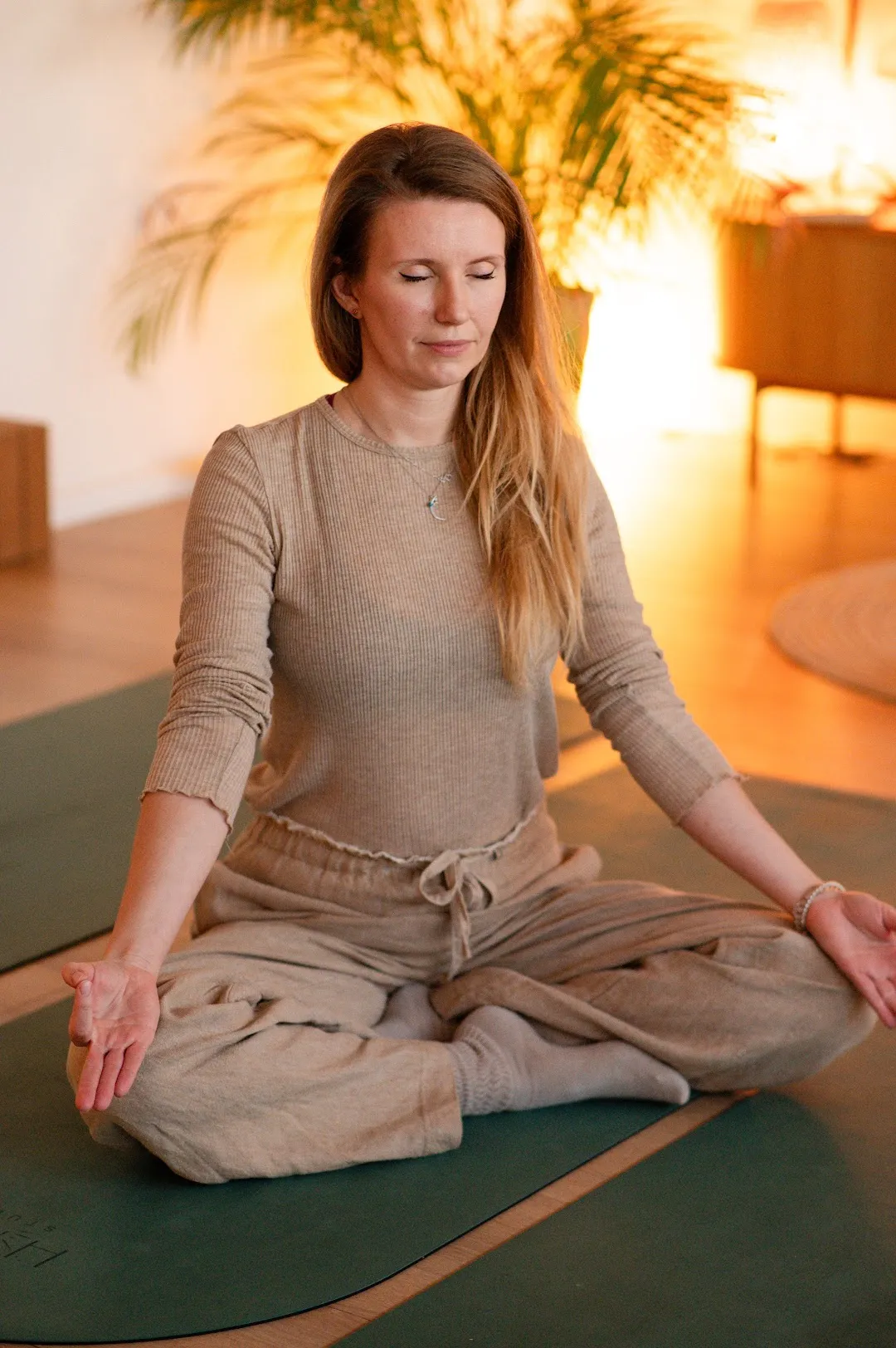Kundalini joga - medytacja w Holi Studio